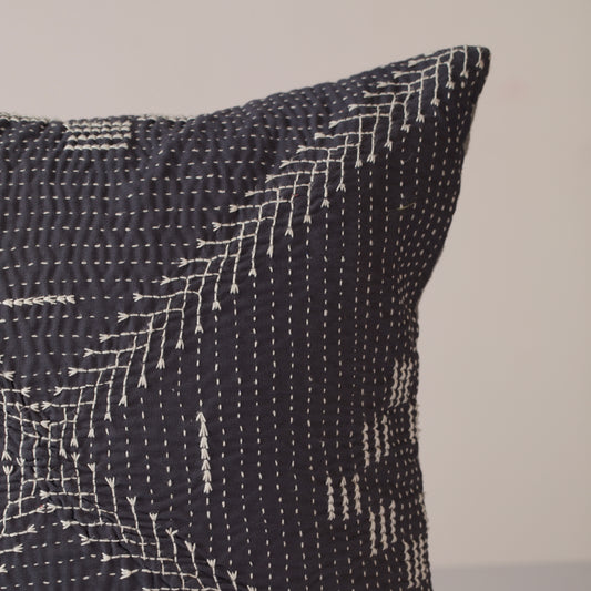 TKC002 - 01 SOLID CUSHION COVER (S) (Mooli)