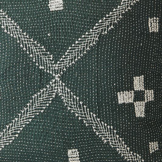 TKC009 - 01 SOLID CUSHION COVER (L) (Mooli) 18"