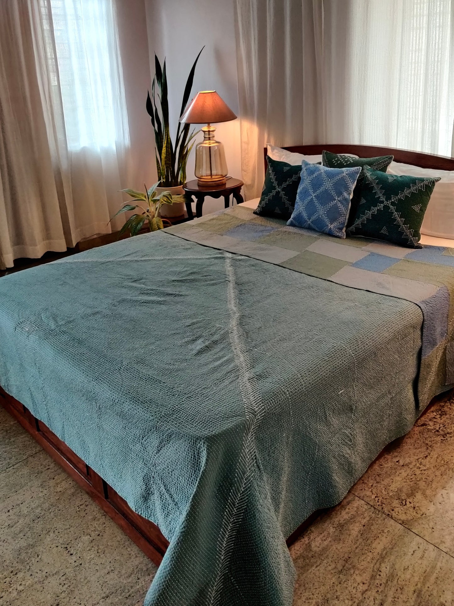 TKK001-06 King Khowdi