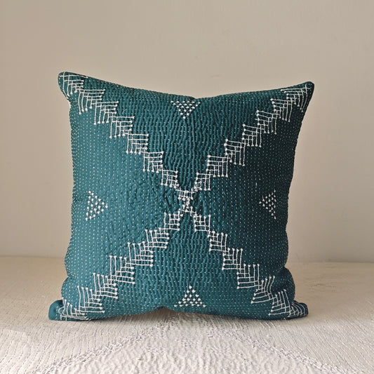 TKC006 - 03 SOLID CUSHION COVER (S) (Hanigi Mooli) 16"