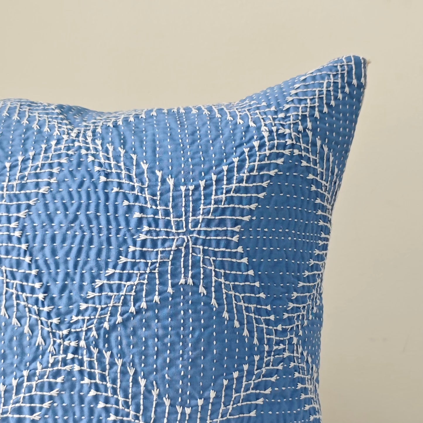 TKC005 - SOLID CUSHION COVER (S) (9 mane)