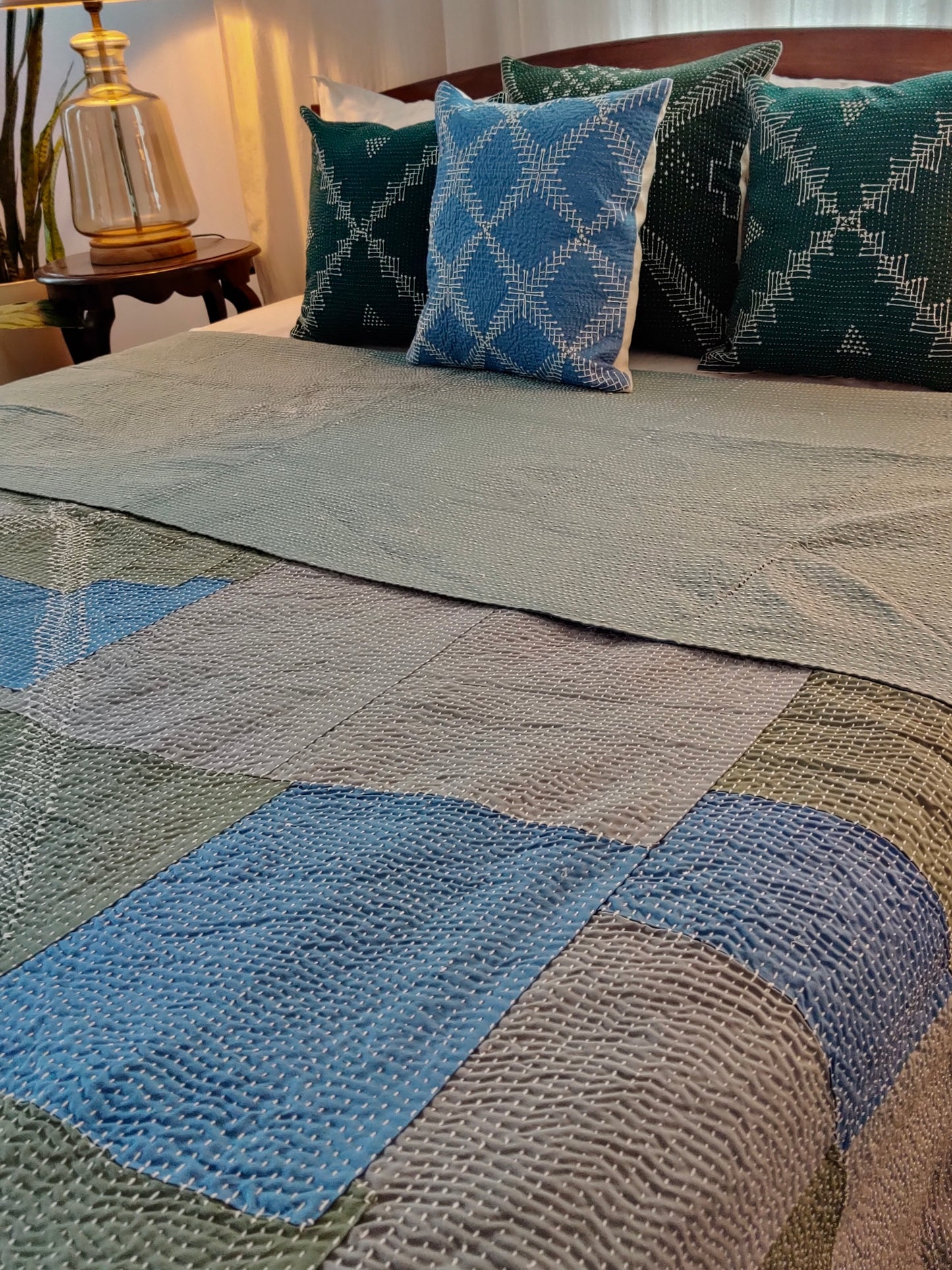 TKK001-06 King Khowdi