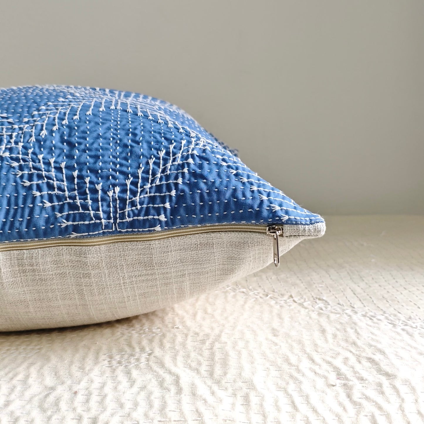 TKC005 - SOLID CUSHION COVER (S) (9 mane)