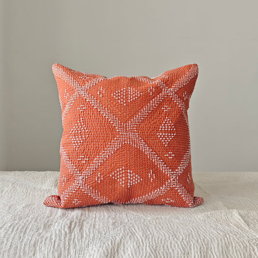 TKC004 - 02  (4 Mane Katti) 18''X18''