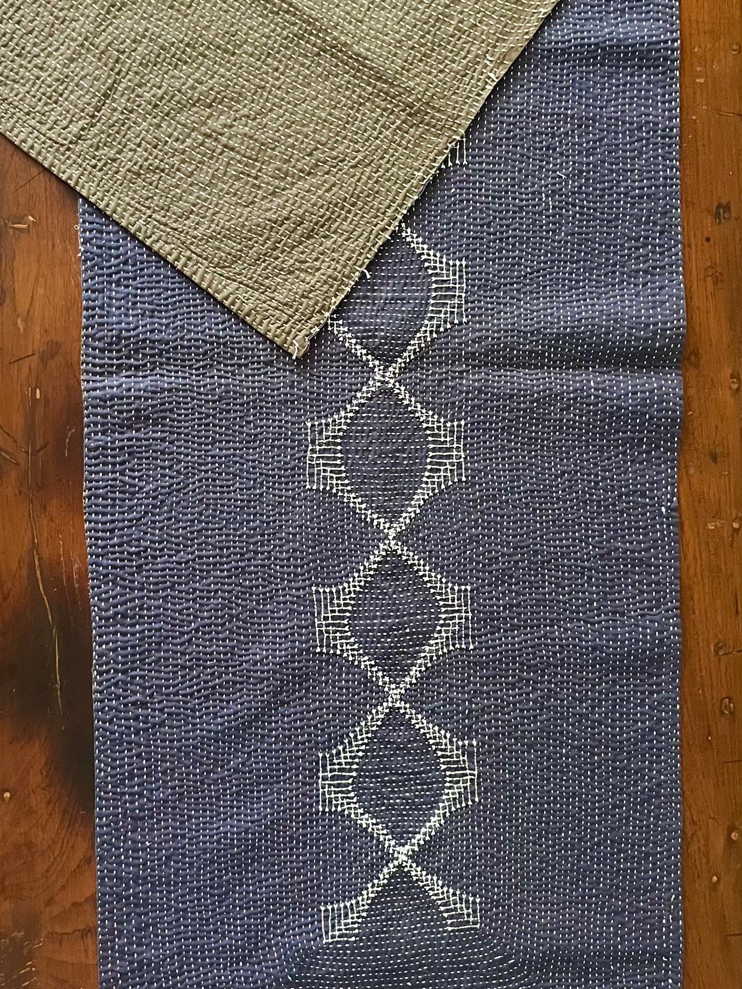 TABLE RUNNER (SOLID) - 7 mane